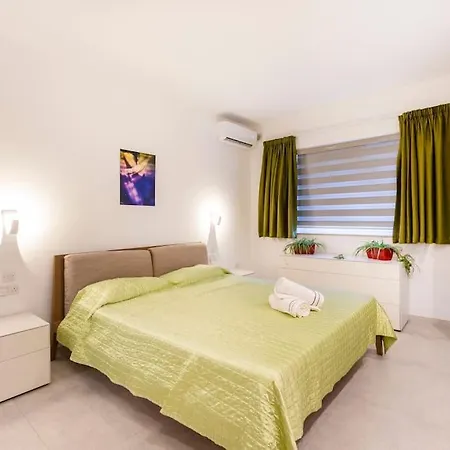 Ngh12 - Lovely And Spacious 2 Bedroom Lägenhet *