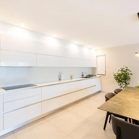 Apartment Ngh12 - Lovely And Spacious 2 Bedroom Naxxar