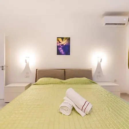 Ngh12 - Lovely And Spacious 2 Bedroom