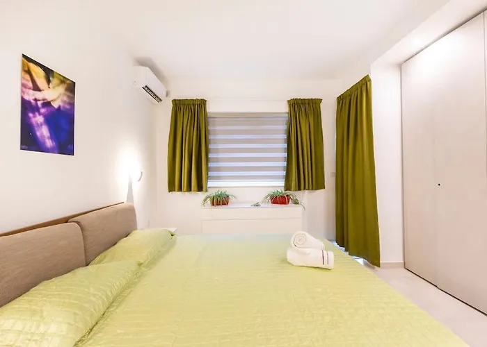 Ngh12 - Lovely And Spacious 2 Bedroom * Naxxar